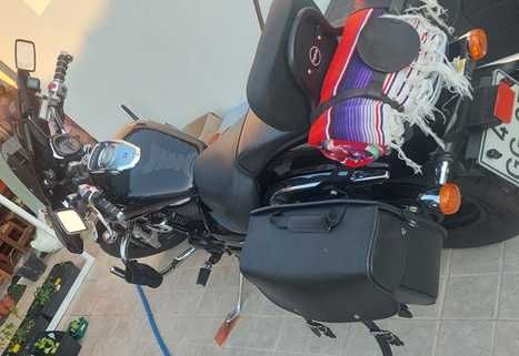 Vendo Suzuki M800