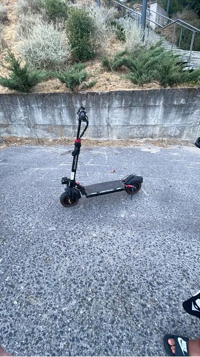 Trotinete urbanglide e-cross pro boost