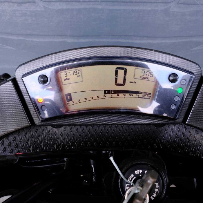 Продам мотоцикл Kawasaki Ninja 400R (8309)