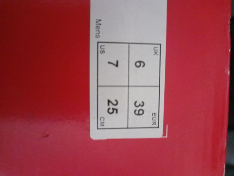 Buty Puma, sportowe rozm.39