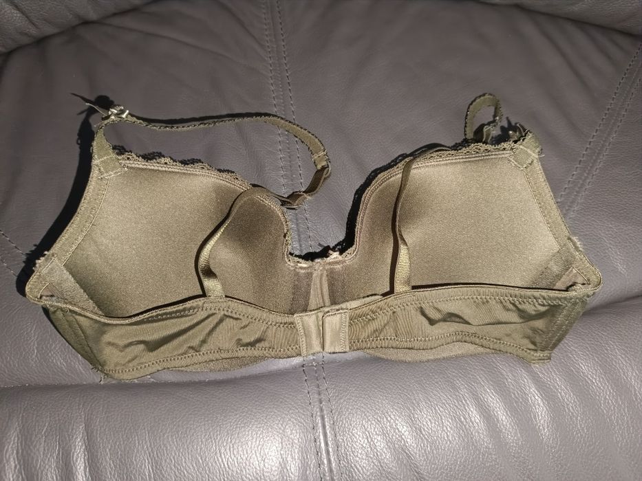 Biustonosz Hunkemöller 75 C