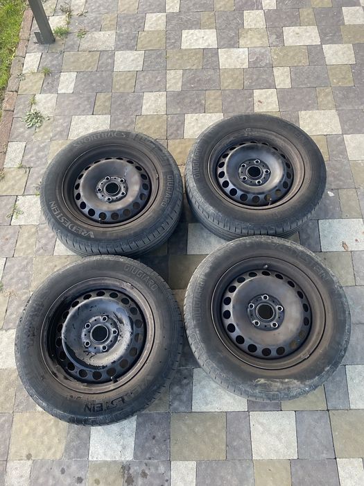 Літні шини на дисках з ковпаками r 15 Volkswagen