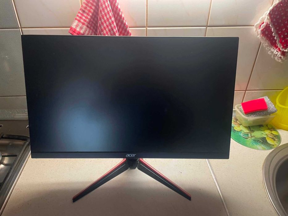 komputer, monitor klawiatura myszka gratis