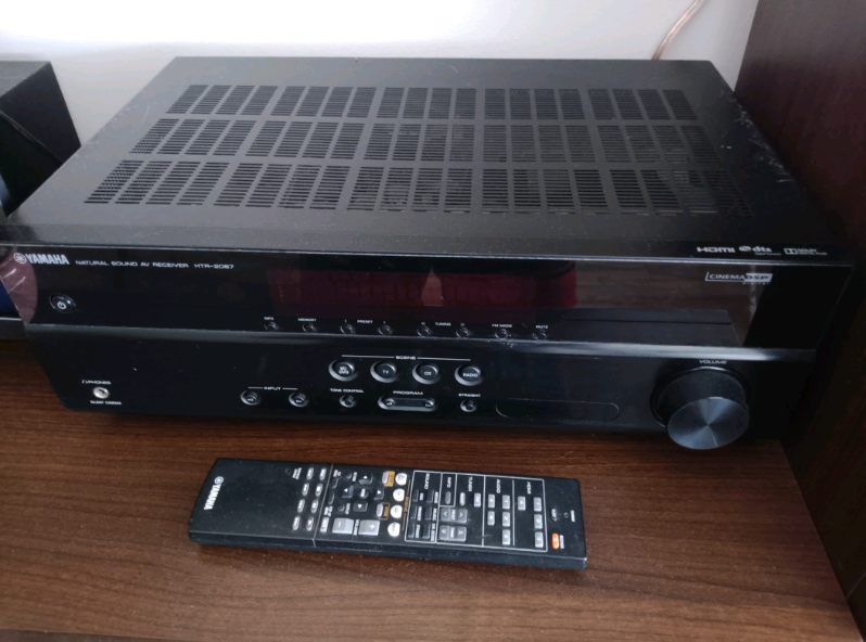 WZmacniacz Amplituner Yamaha Htr-2067  5.1 czarny