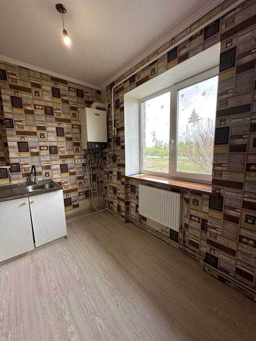 2 кімнатна квартира, автономне опалення, межі міста