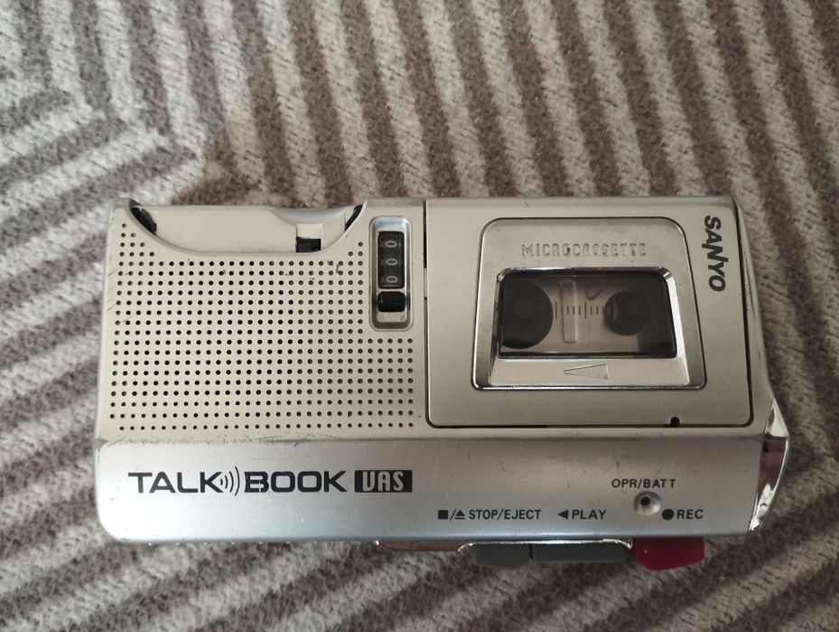 Диктофон, магнітофон  sanyo trc 590m РОБОЧИЙ