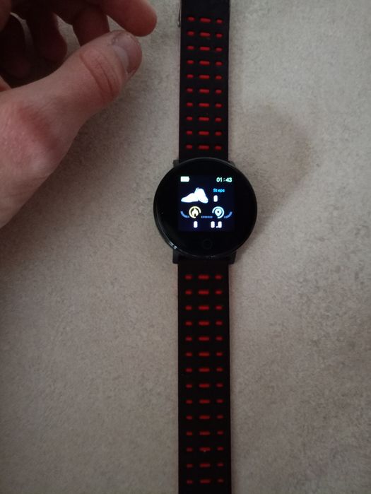 Smartwatch z ładowarką - Funkcje zdrowotne i sportowe - idealny