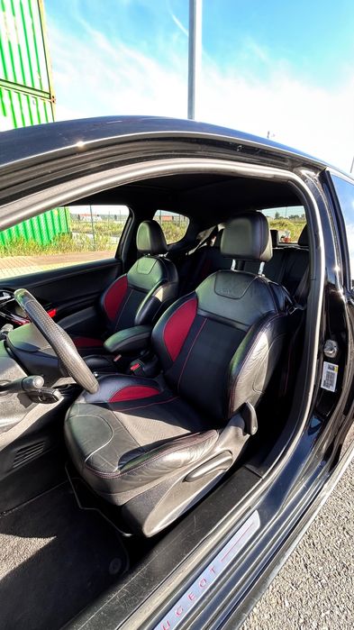 Peugoet 208 Gti 200cv
