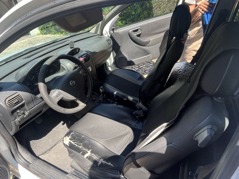 Opel Corsa comercial - 1.3 CTDI - muito bem estimado