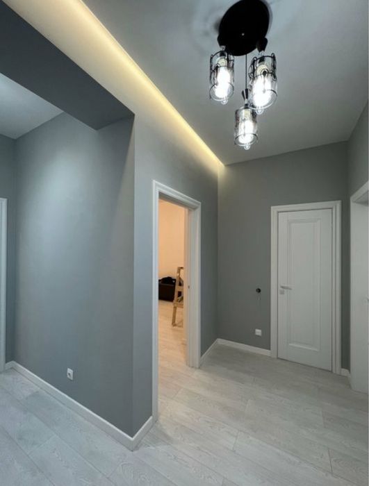 Ремонт частично и под ключ, демонтаж, шпаклевка, стяжка, обои, кафель.