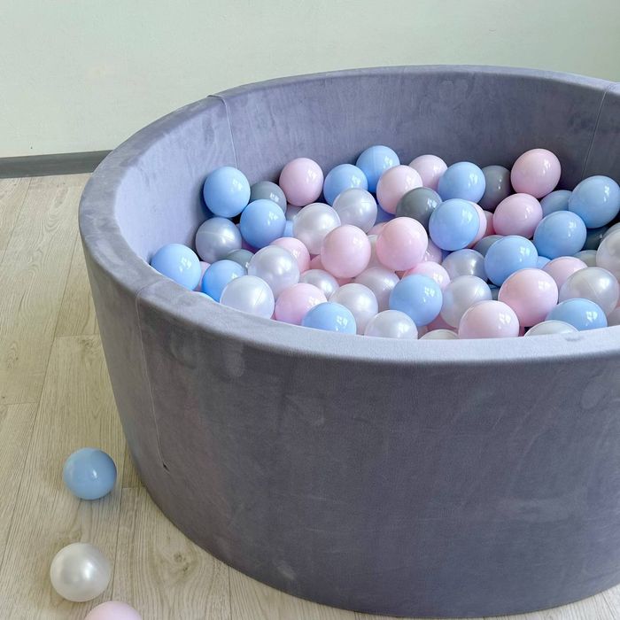 Сухий басейн з кульками та без. Сухой бассейн с шариками. Наложка
