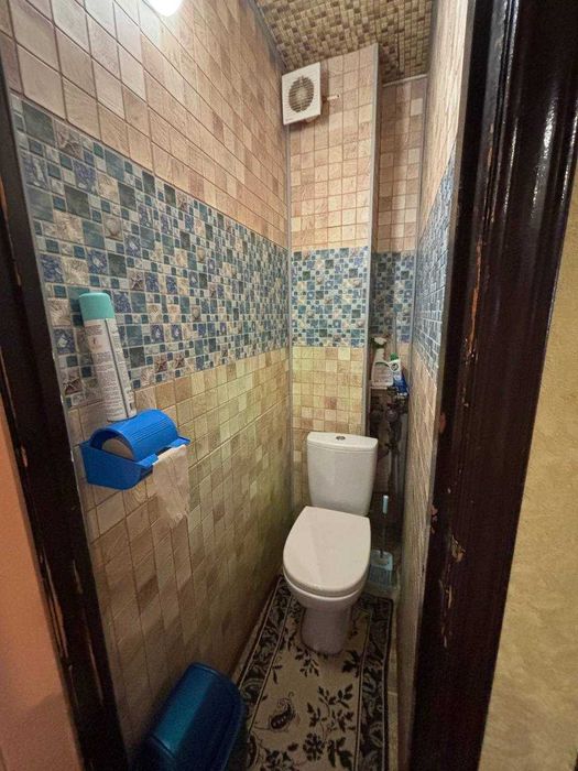 Продам 3 кімнатну квартиру з ремонтом  на вул. Бочарова, поруч з ринком Північний, Одеса.