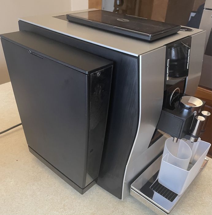 Sprzedam Expres Jura z6