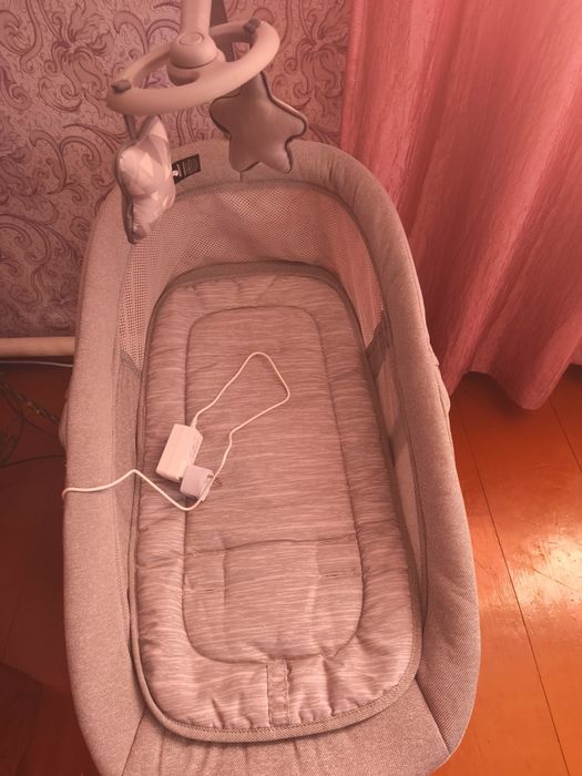 Дитячий електричний шезлонг