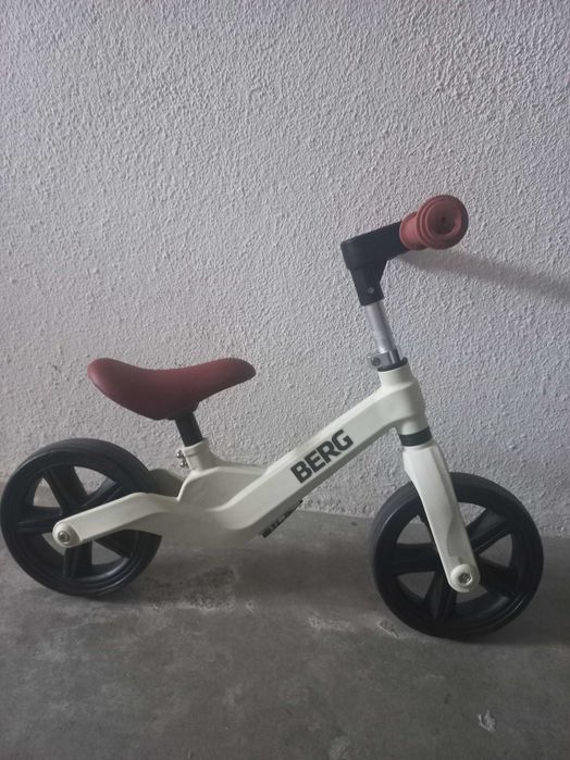 Bicicleta de equilibrio criança berg