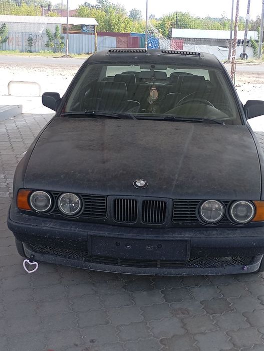 Продам БМВ Е 34..