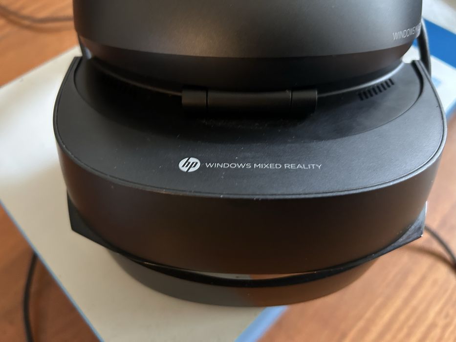 Virtual Reality Headset447246791061678081