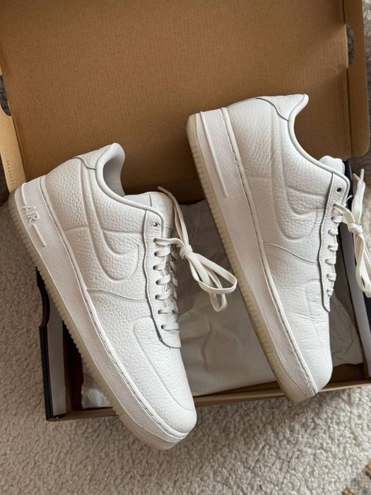 Кросівки кроссовки чоловічі Nike Air Force 1 Pro-Tech WP 42,5p