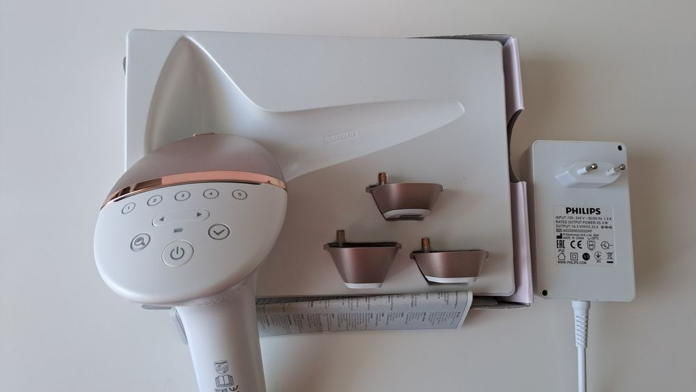 Depilator laserowy IPL Philips Lumea BRI956/00