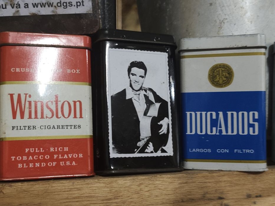 Caixas vintage latão para tabaco