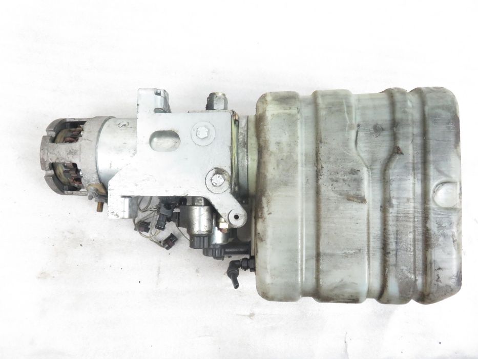 Silnik Elektryczny Toyota 7sll16 Ttl140b 1.7kw Amk2627