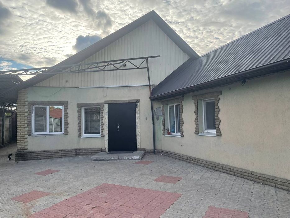 Продаж будинку у м.Самар (район Решкут)