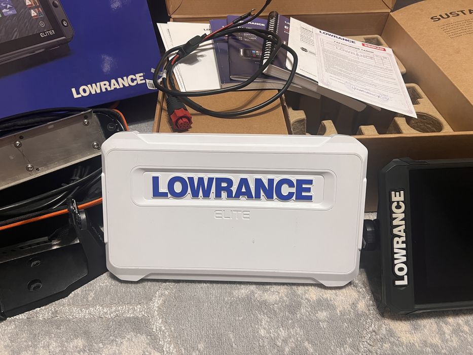 Продам Ехалот Картплотер  LOWRANCE  ELITE  FS9