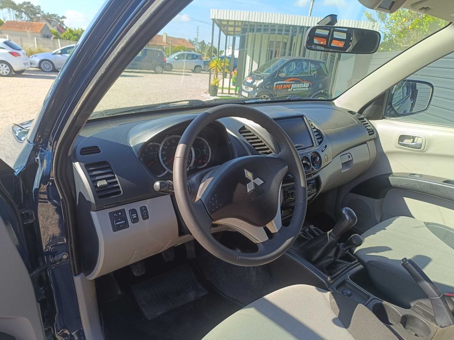 Mitsubishi L200 de 2012 cabine dupla 2.5did 2012