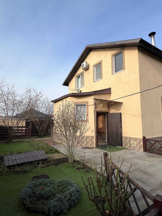 Продам дом в Фонтанке с ремонтом