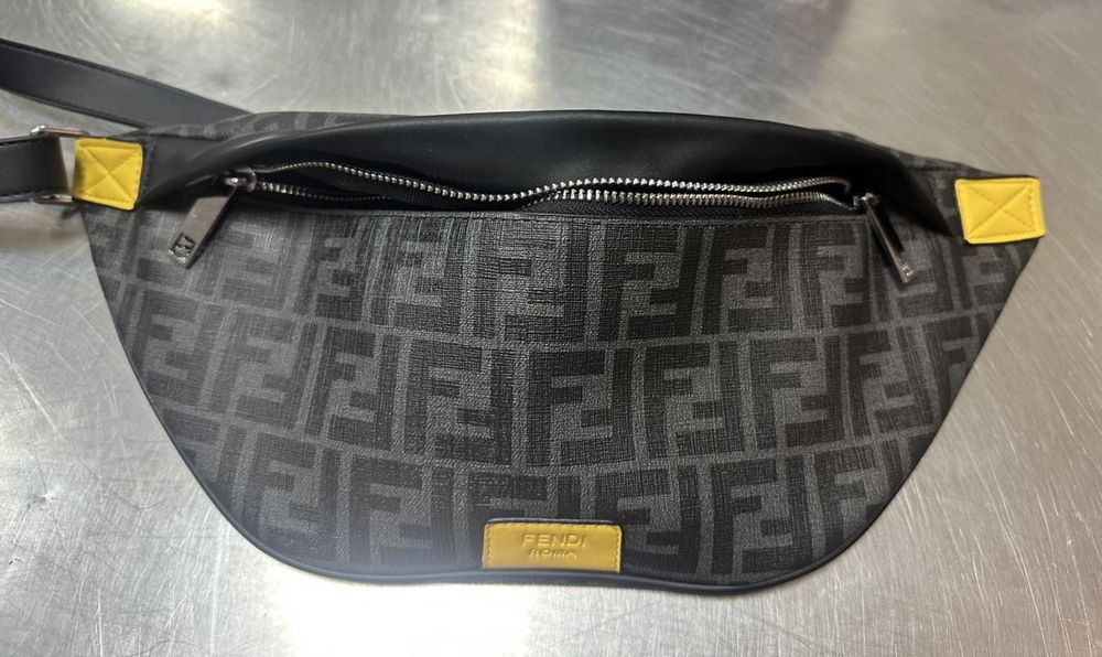Fendi - сумка , бананка