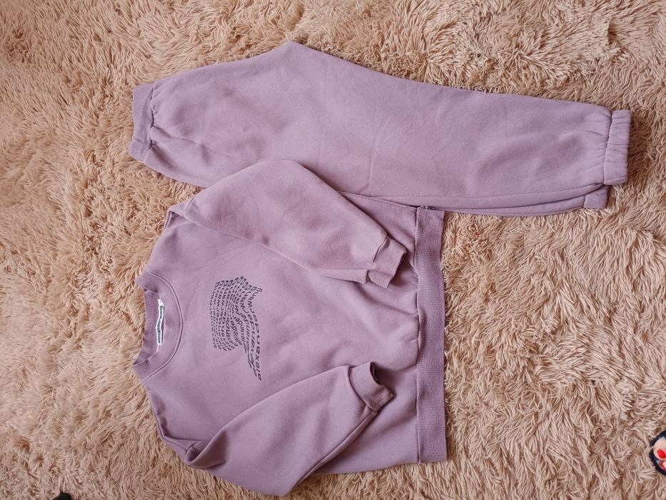 Продам тёплый женский костюм на флисе с жилеткой, размер. S.