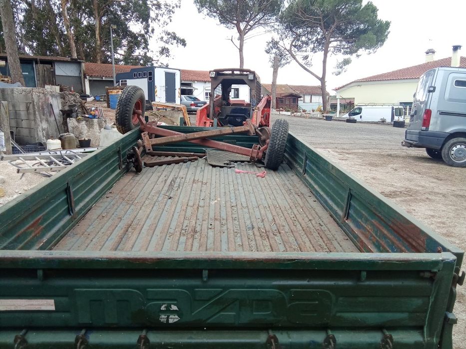 atrelados de carga,atrelados de cavalos e de transporte de carros