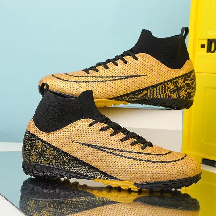 Сороконожки 33-46р Футзалки Бутси Сороконіжки Буци Бампи Копи Nike