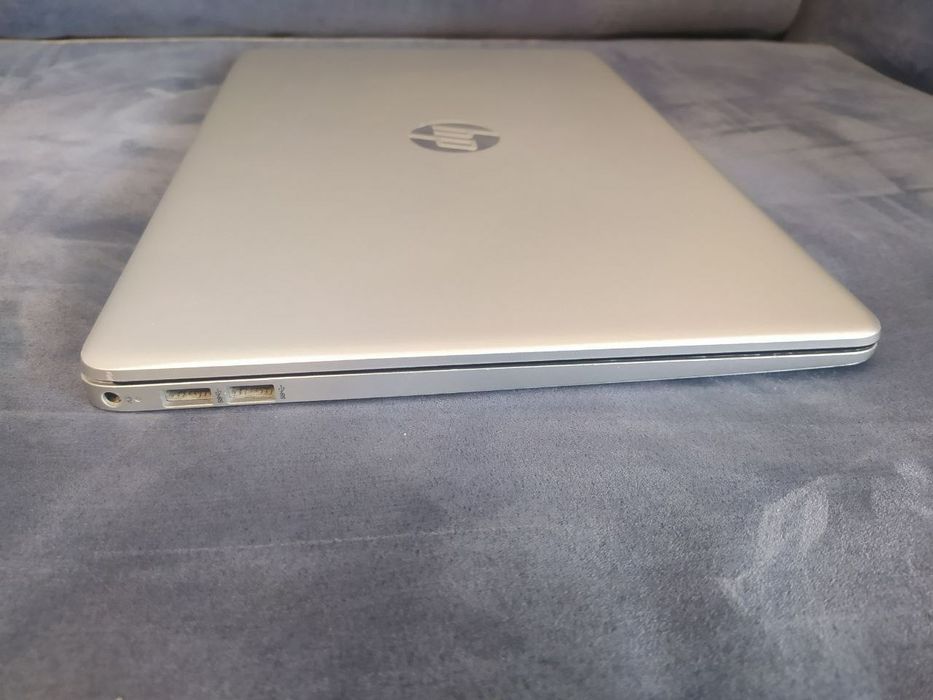 Laptop HP 15s-eq2xxx