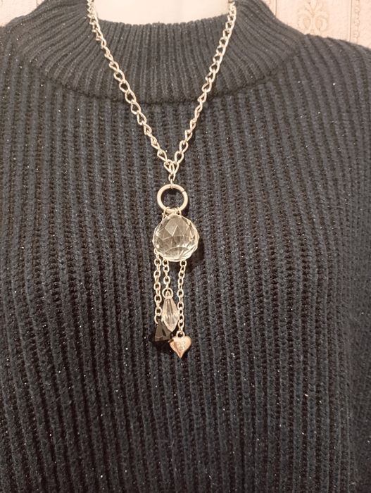 Масивні буси,прикраса