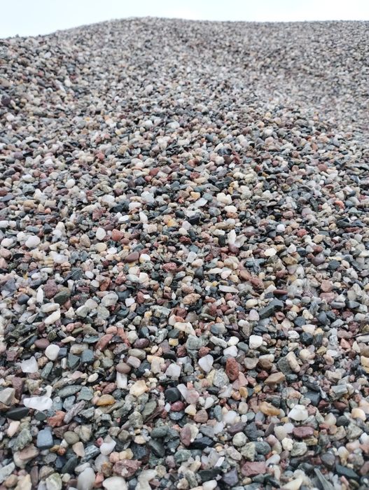 Grys granitowy żwir drenaż kruszywa piaski ziemia ogrodowa suchy beton