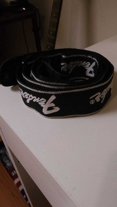 VENDO KIT DE GUITARRA ELÉTRICA COMPLETO !