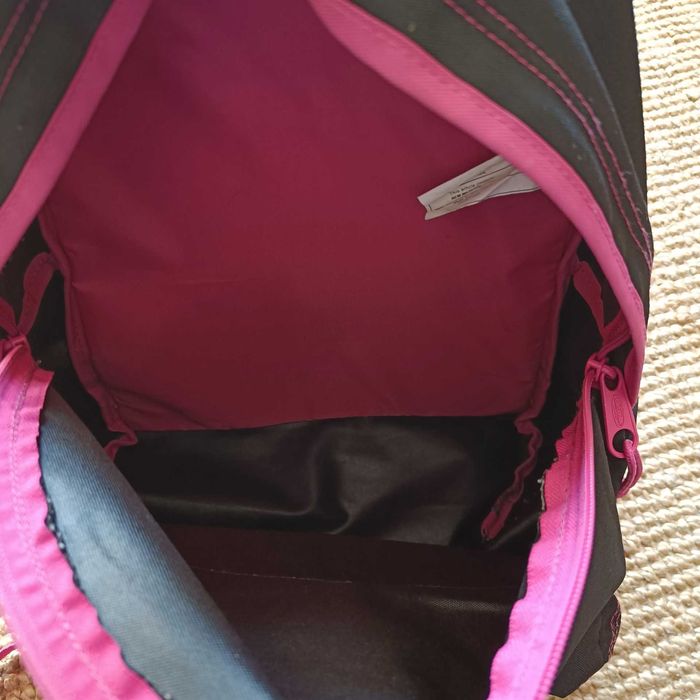 Mochilas marca Eastpack e Note