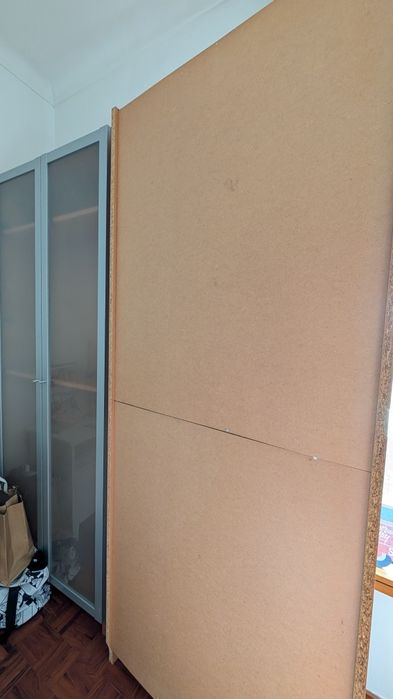 Armário com parteleiras ikea