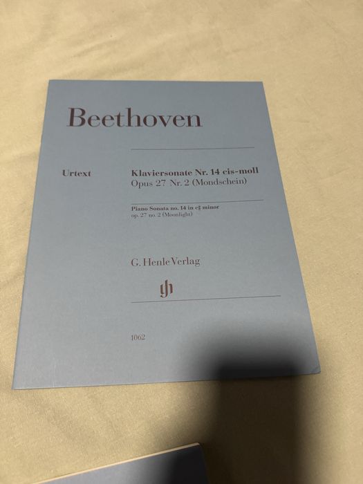 Beethoven Piano Sonata no. 14 in cf minor op. 27 no. 2 (Moonlight) G. Henle Verlag