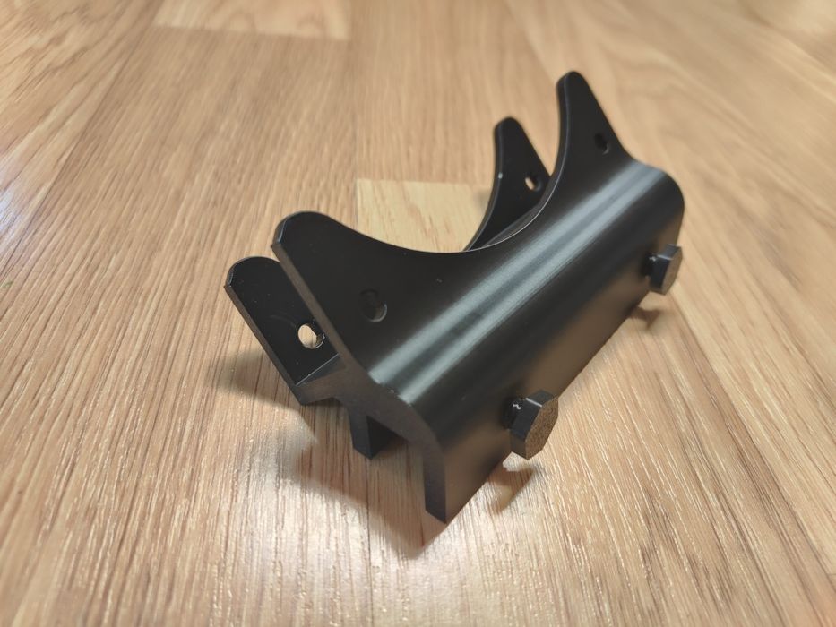 Uchwyt na wentylator akwarium morskie druk3d