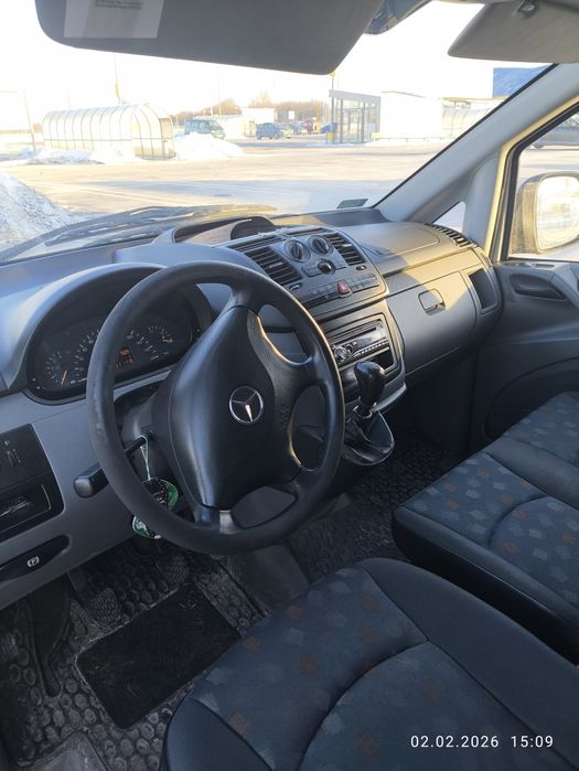 Mercedes Viano, 5 місць, катафалк