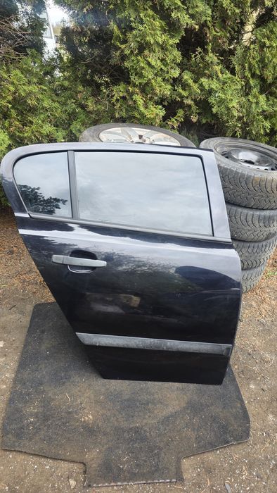 Dzwi Kompletne Prawy Tył Opel Astra H 2005r Hatchback Z20R