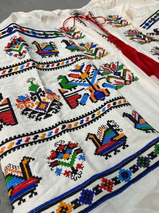 Жіноча вишиванка «Подільська» – натуральна тканина,  розмір M"