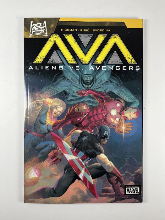 Комікс Марвел Чужі проти Месників Aliens vs Avengers Marvel comics