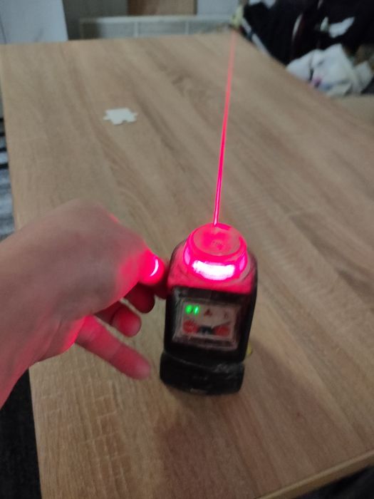 Лазерный нивелир Bosch