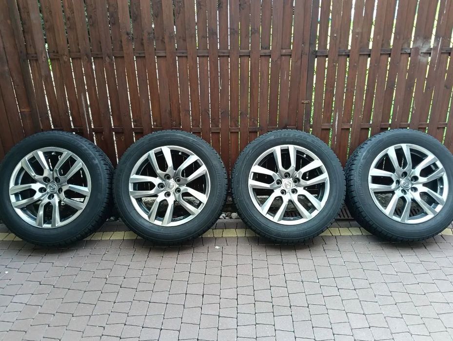 LEXUS NX 14-21r Koła Z Oponami Zimowymi 225/60 R18 BIRDGESTONE 17r