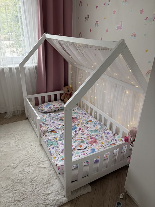 REZERWACJA Łóżko domek 80x160 białe z materacem