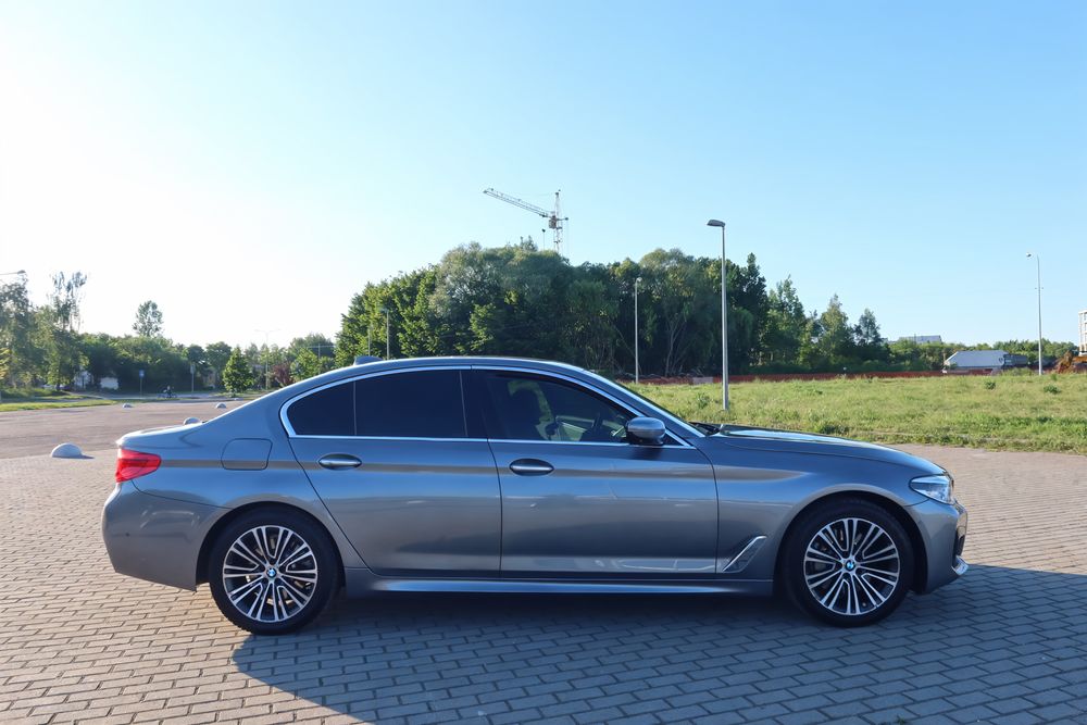 Продам - BMW 530i G30 M-пакет, задній привід, 252 к.с.
