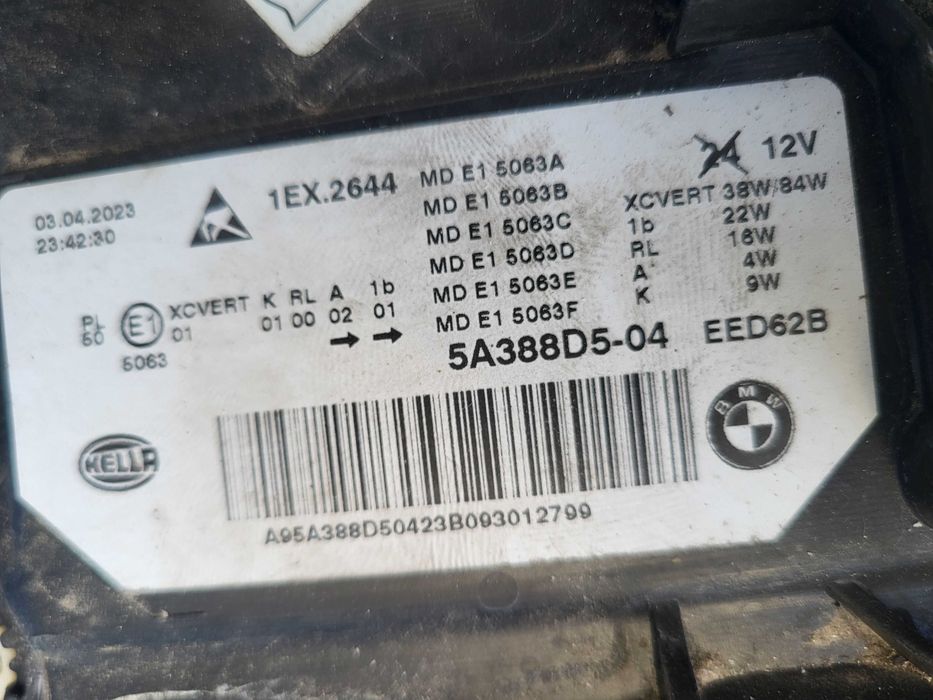 Lampa przód lewa BMW 5 G30 G31